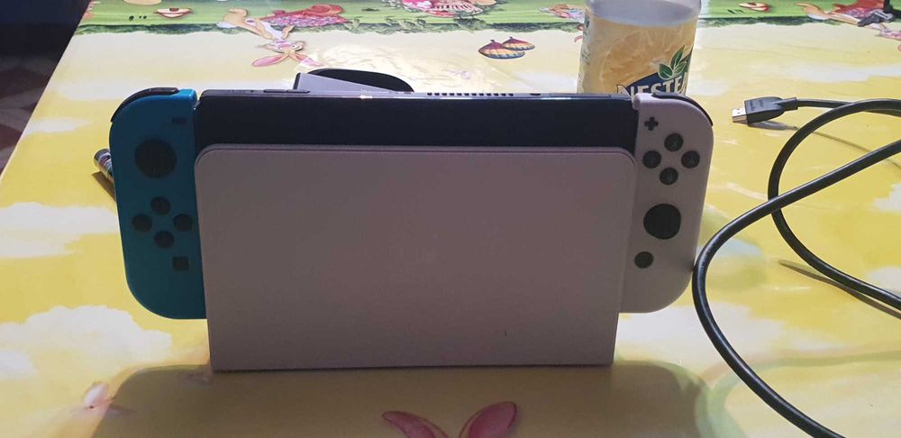 Nintendo'SWITCH oled 2 aproape nou