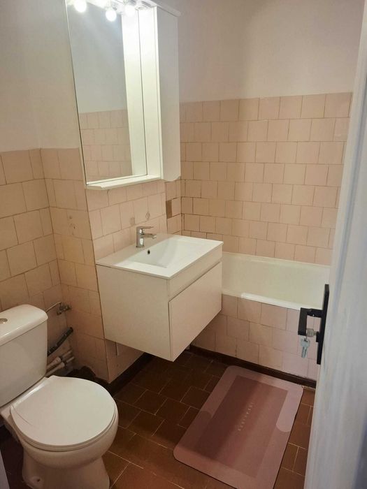 Inchiriez apartament cu 2 camere