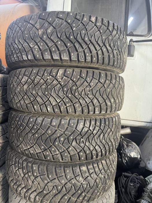 Зимние шины Danlop R16