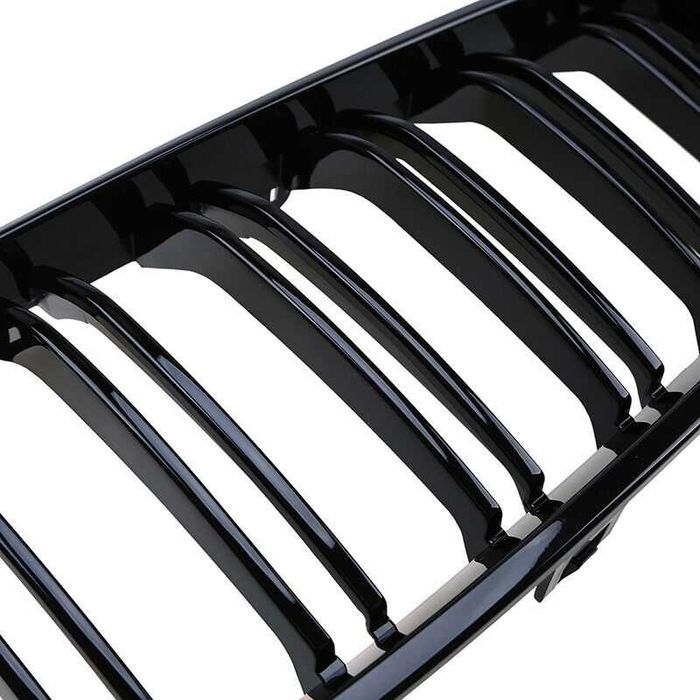 Черни двойни бъбреци пиано лак БМВ BMW F32 F33 F36 / 2013 - 2017