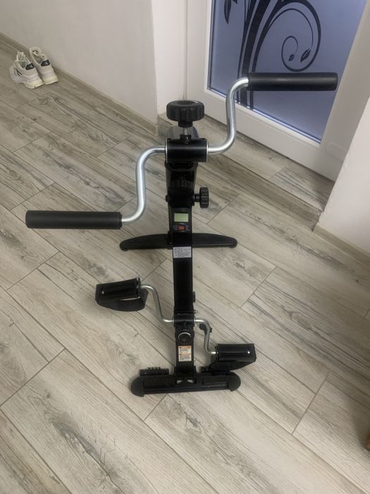 Bicicleta fitness noua
