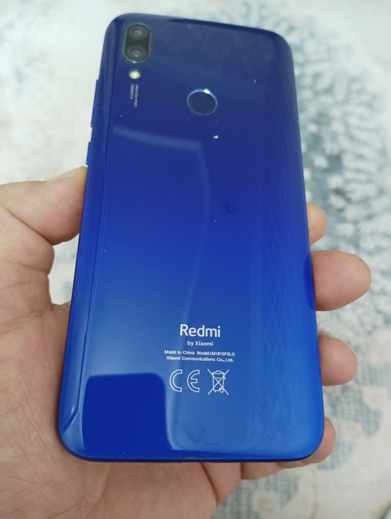 Продается  две штуки Redmi 7