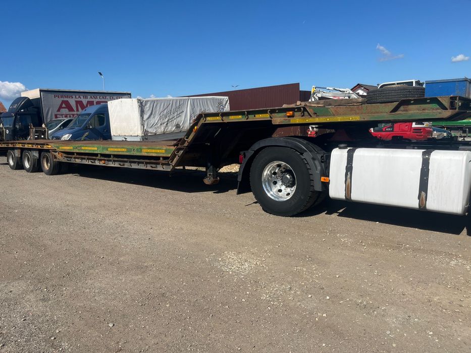 Trailer agabaritic 3 axe