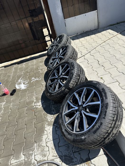 Vand jante cu tot cu cauciucuri!