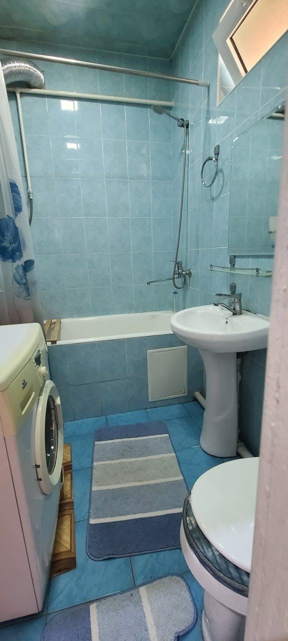Продаётся 2-х к.кв 53кв.м г.Чирчик Гор.парк