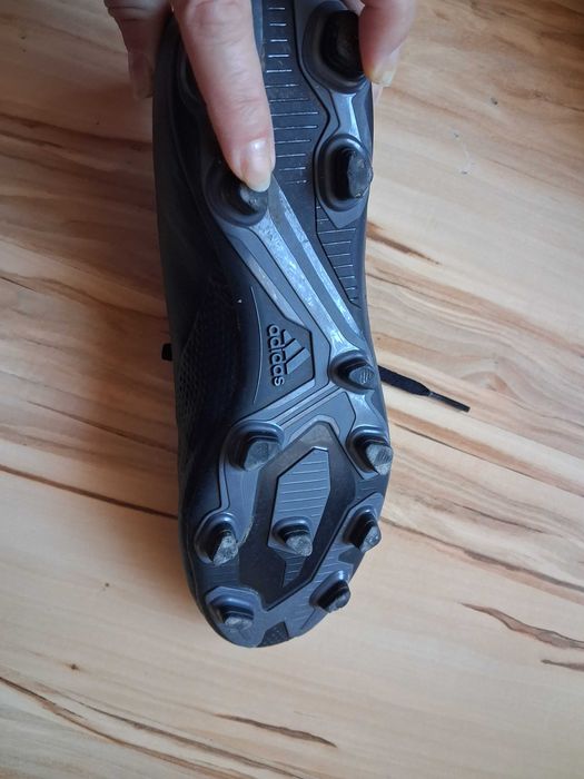 Бутонки Adidas 40 размер