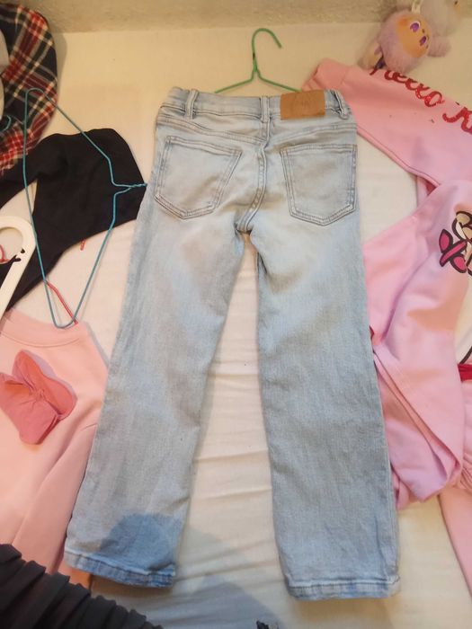 Дънки Zara за момиче и момче на 6-20 лв.