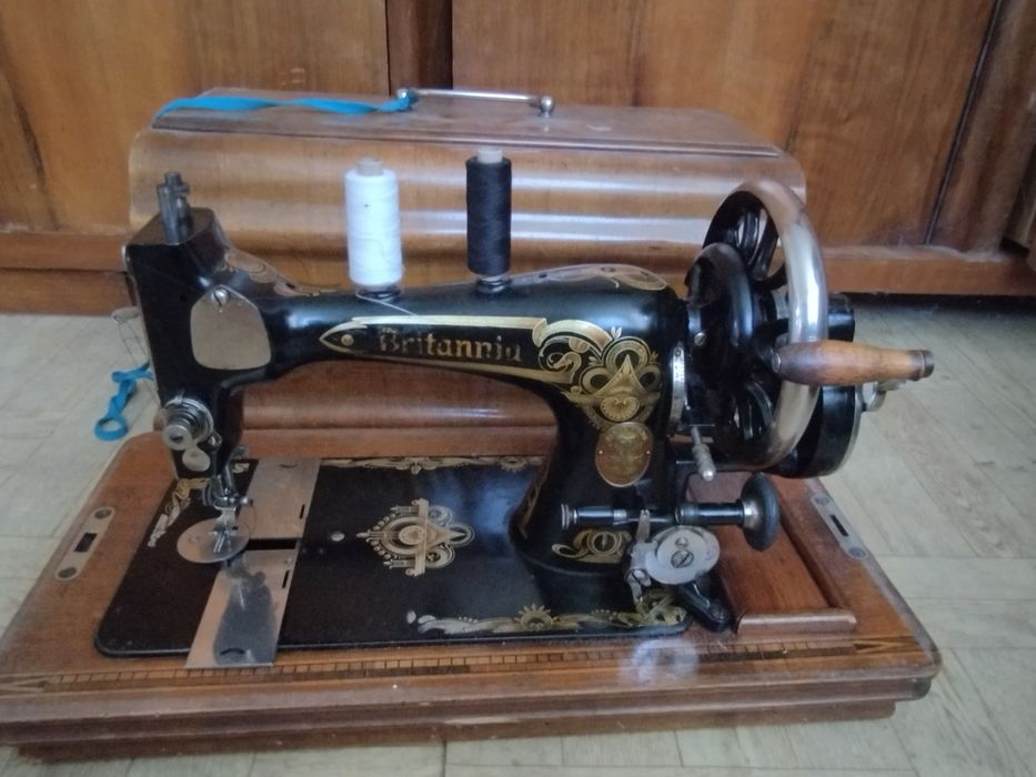 Ръчна Шевна машина Британия