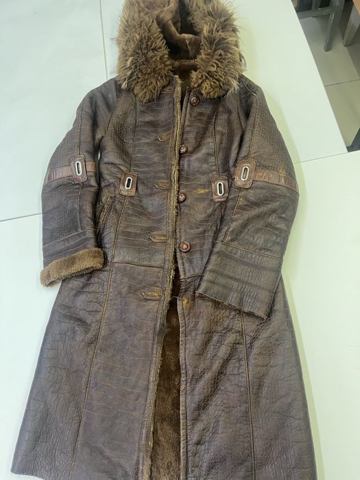 Продам натуральную мутоновую шубу