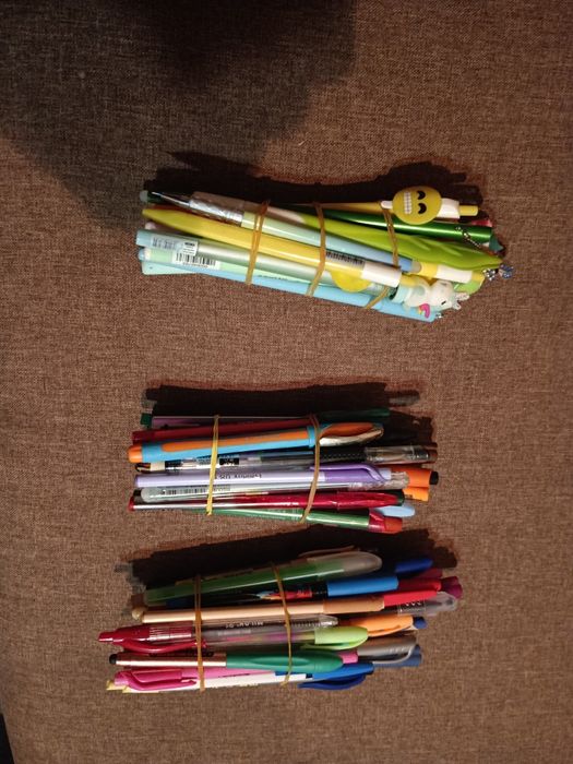 Химикалки  и моливи-1лв