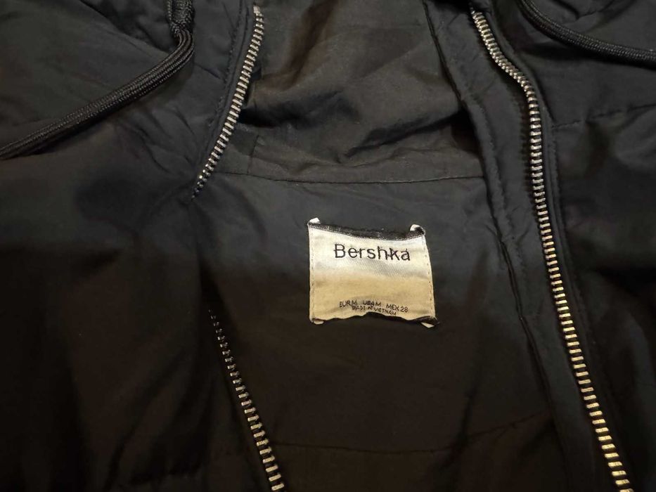 Зимно дамско яке (Bershka)