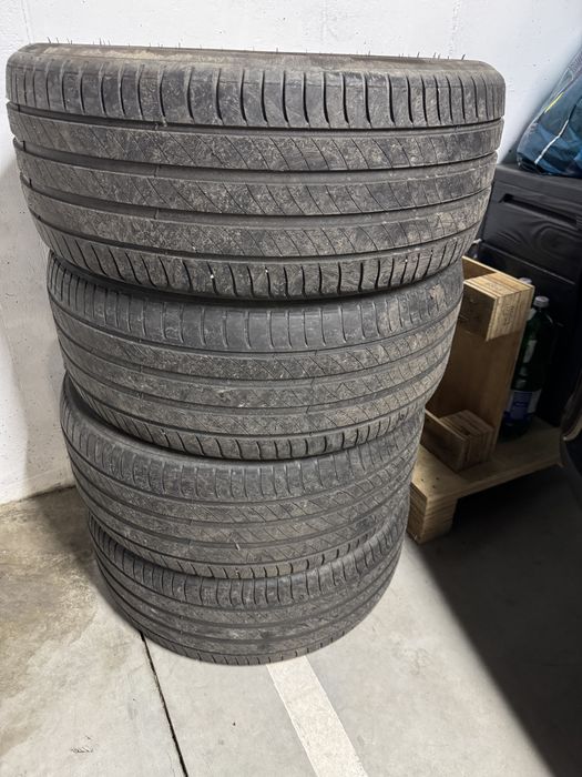 Vand cauciucuri de vara michelin 245/45/18