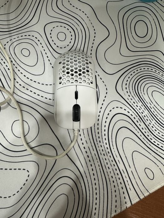 Игровая мышь sharkoon light2 180