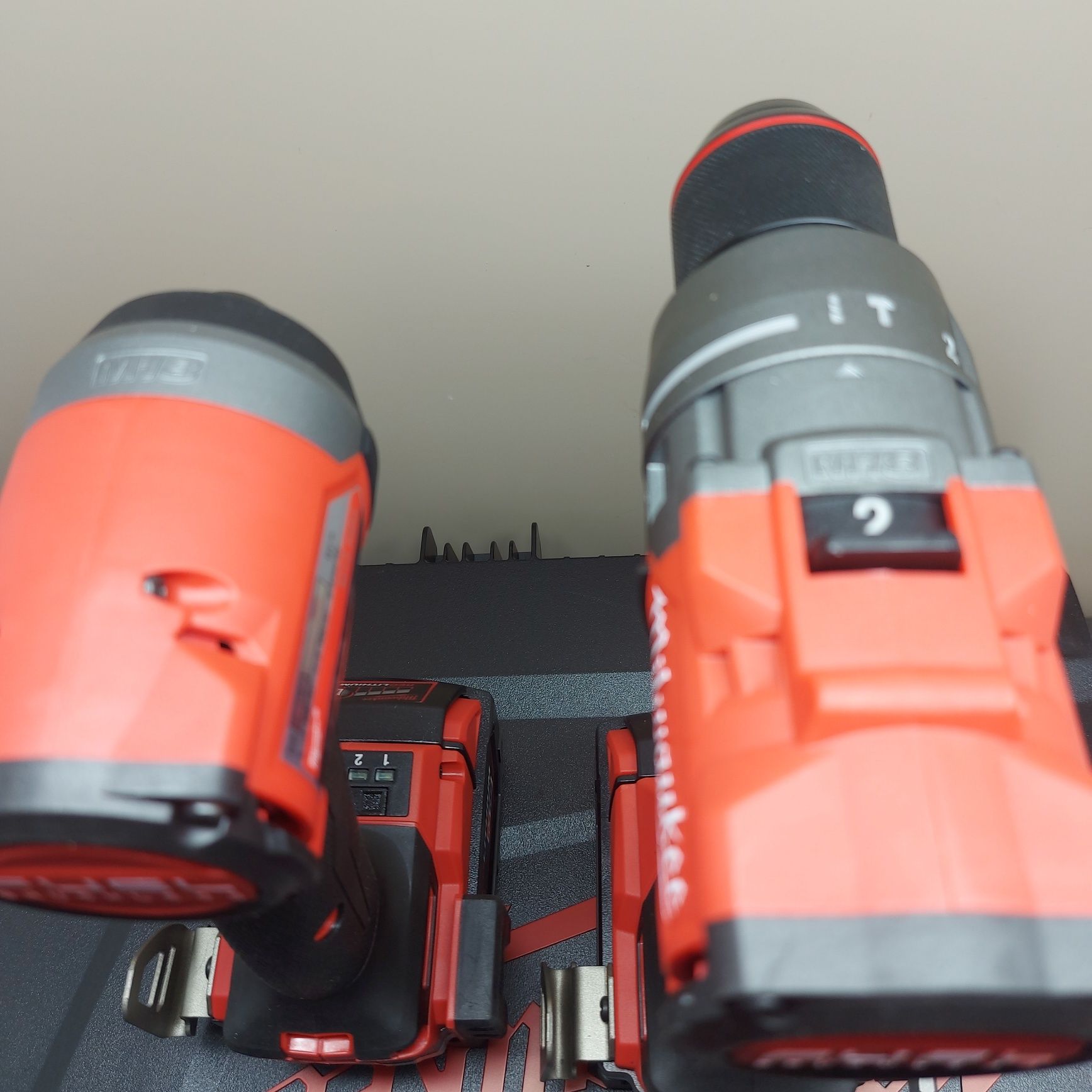 ПРОМОЦИЯ.Топ модел комплект Milwaukee M18 FPP2A3-502X
