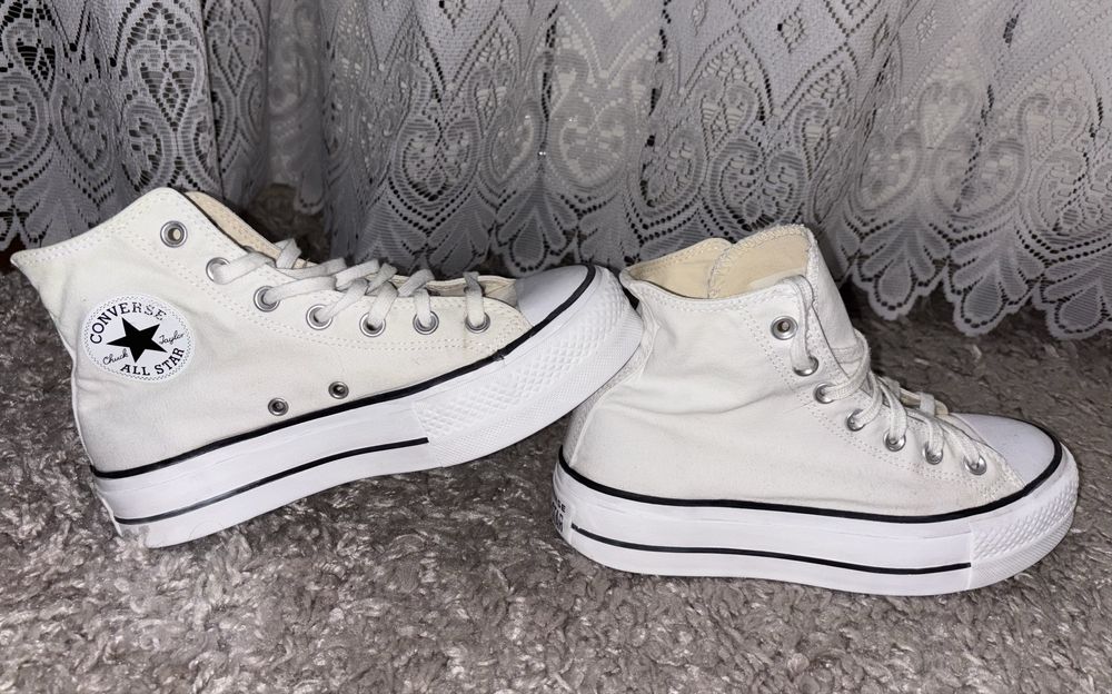 Бели кецове Converse all stars