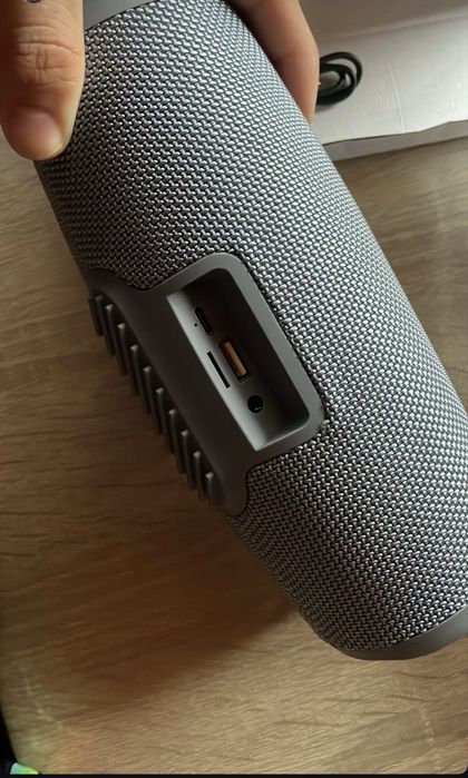 Jbl колона чисто нова