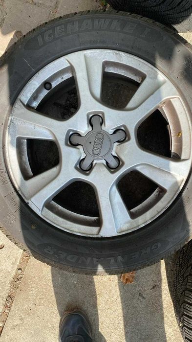 4 jante cu cauciucuri de iarnă, 2023, 225/55/16, Audi A4B8, Rm.Valcea