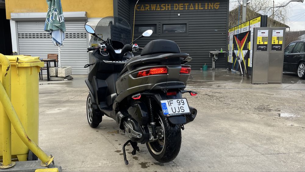 Piaggio MP3 500 Lt Sport Akrapovic categoria B/ ABS/ASR