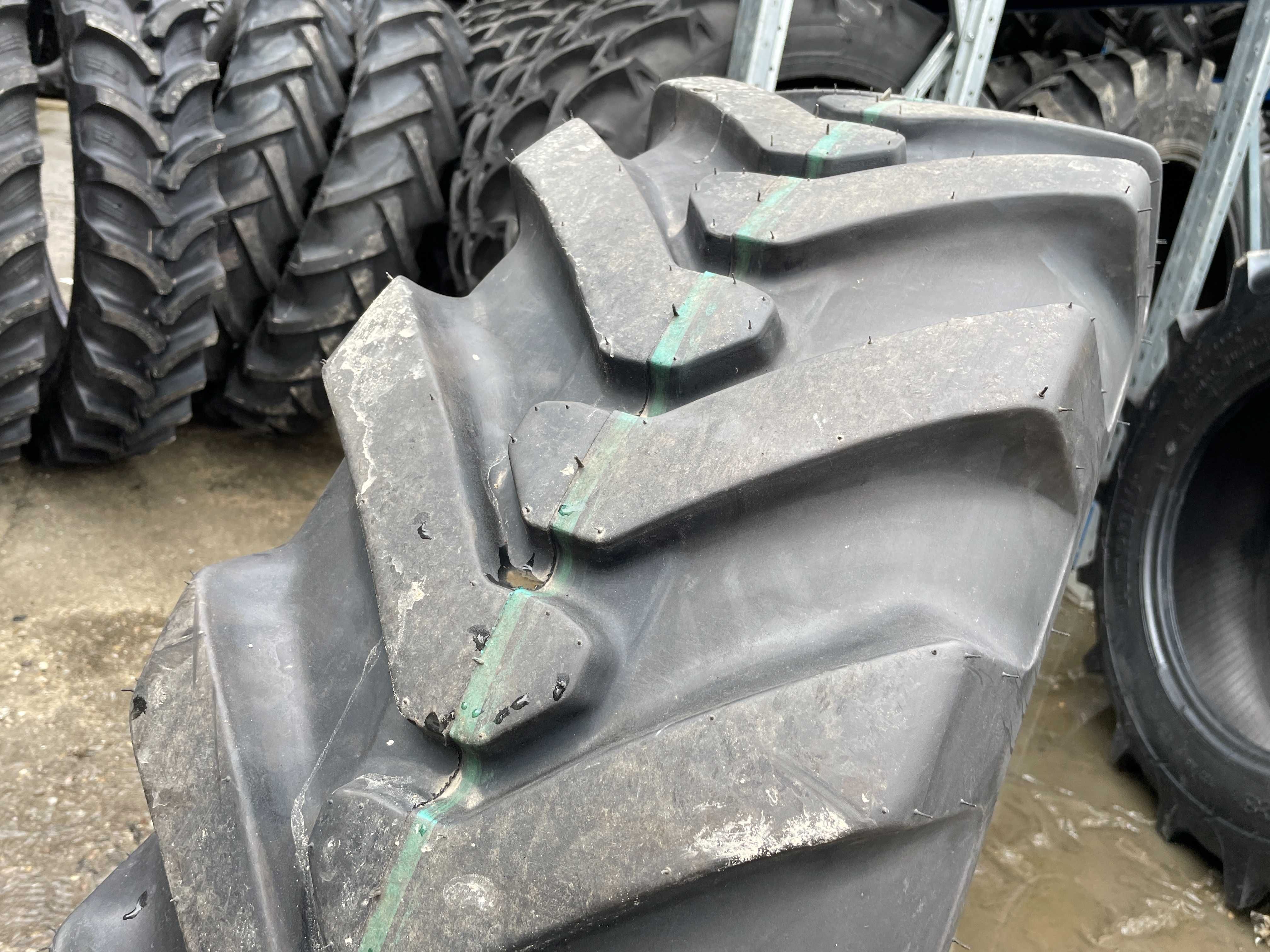 Cauciucuri noi industriale 15.5/80-24 pentru buldo marca OZKA