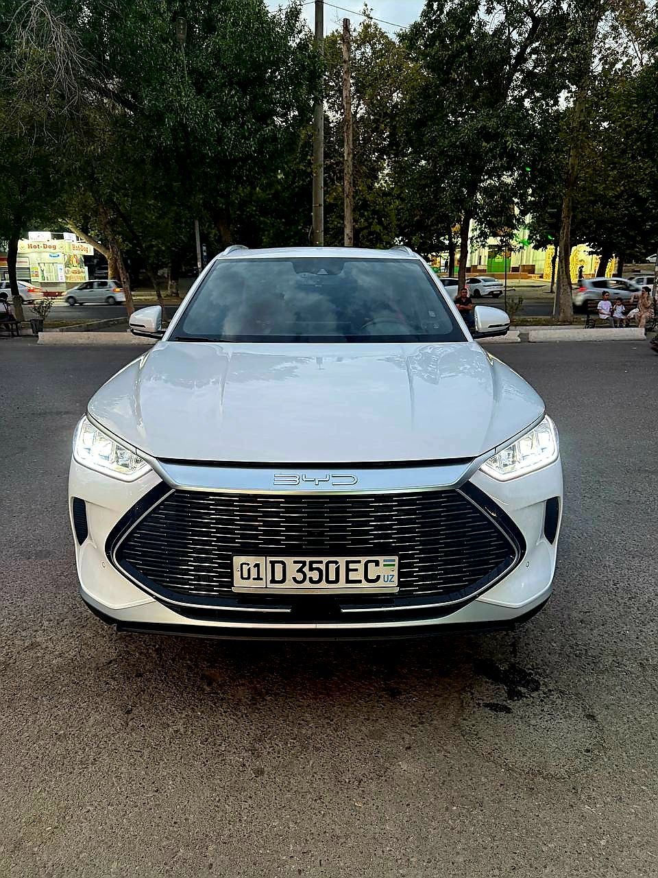 Продается авто 2023г BYD song plus dmi гибрид в отличном состоянии