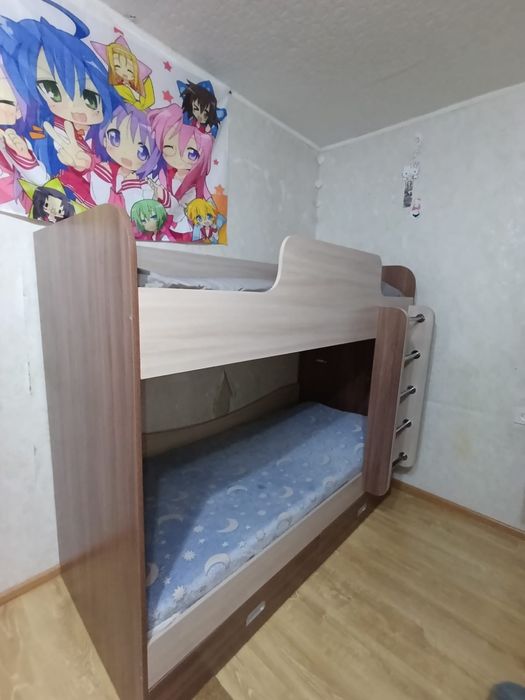 Двухъярусная кровать