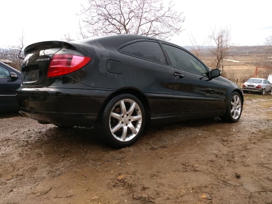 На части Mercedes C 200 sport cupe