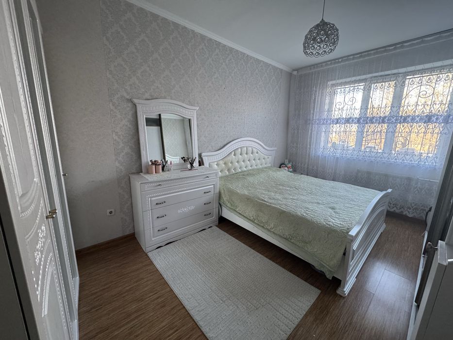 Спальный гарнитур в отличном состоянии