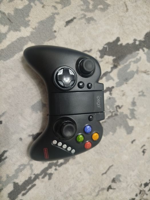 Продам джойстик для телефона в отличном состоянии