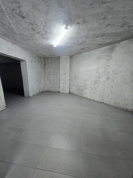 De vanzare Depozit spațios 190 mp cu utilități calea aradului Timișoar