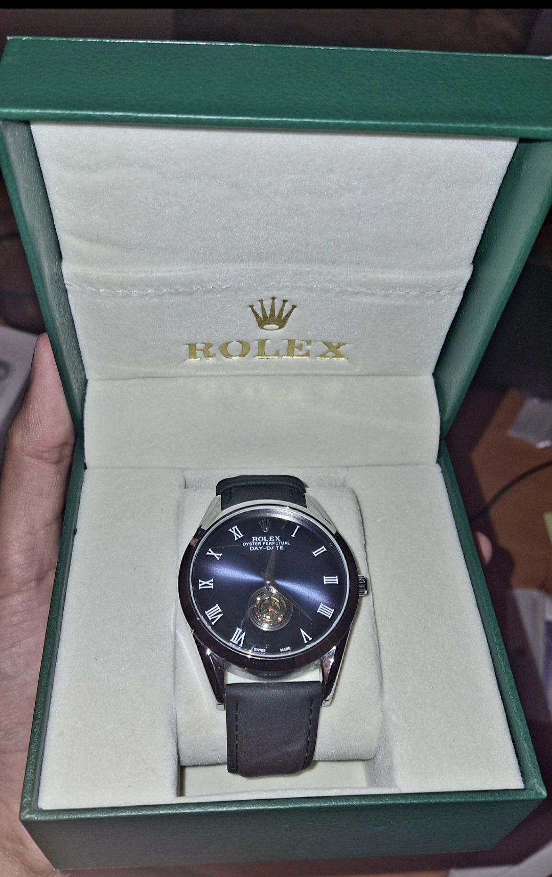 Часы Rolex,с коробкой