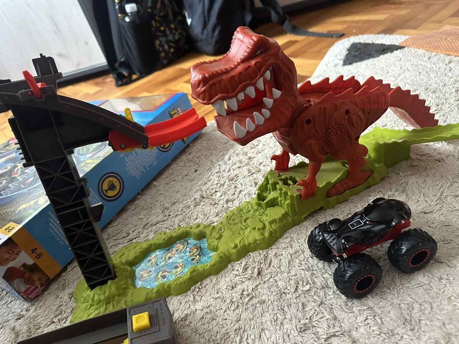 Писта Hotwheels .