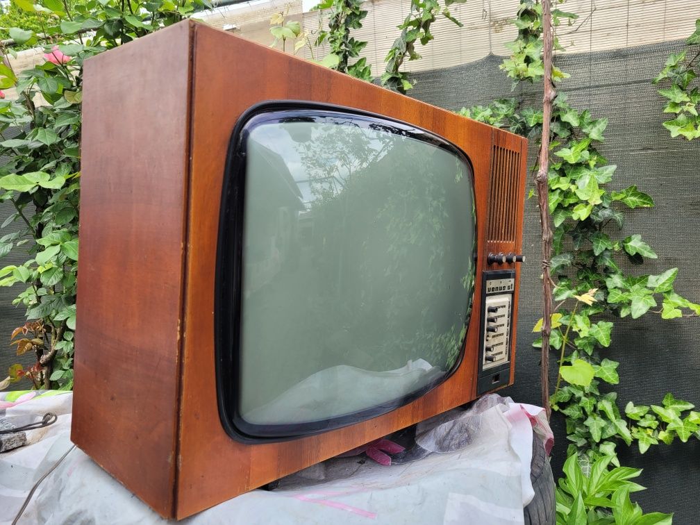 Televizor de colecție - Venus St