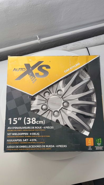 Capace Auto XS 14” și 15”, set 4 bucăți, noi în cutie