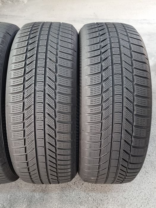 "Dot 22" 225/55/18 Continental 4Броя: 330лв 6мм