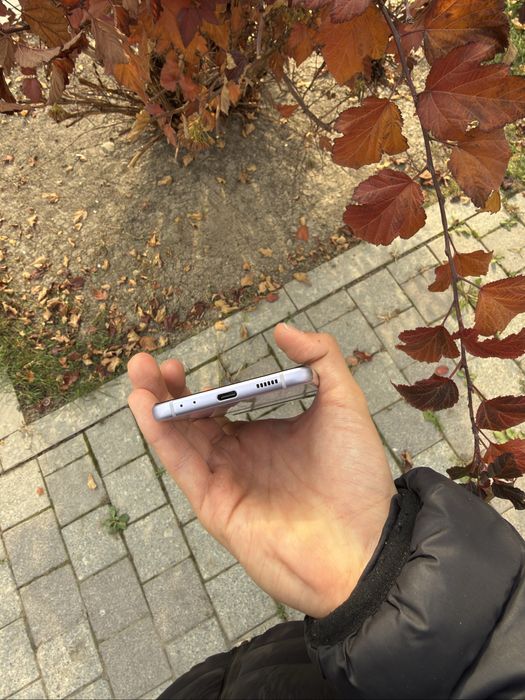 Samsung Flip 3 идеал 8/256