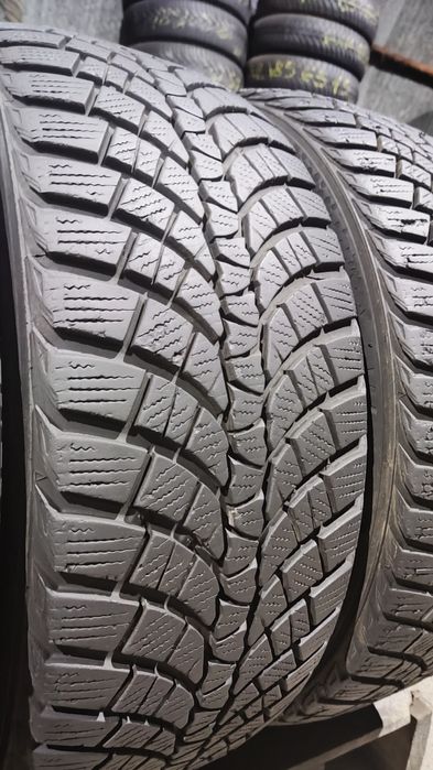 4бр зимни гуми 225/45/17 Kumho Winter Craft 
dot22