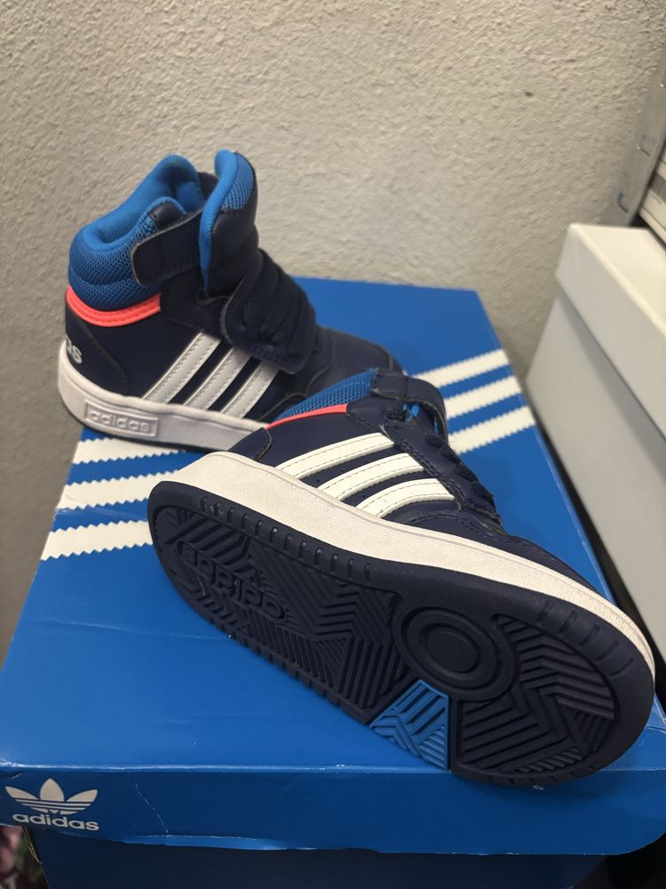 Маратонки Adidas за момче