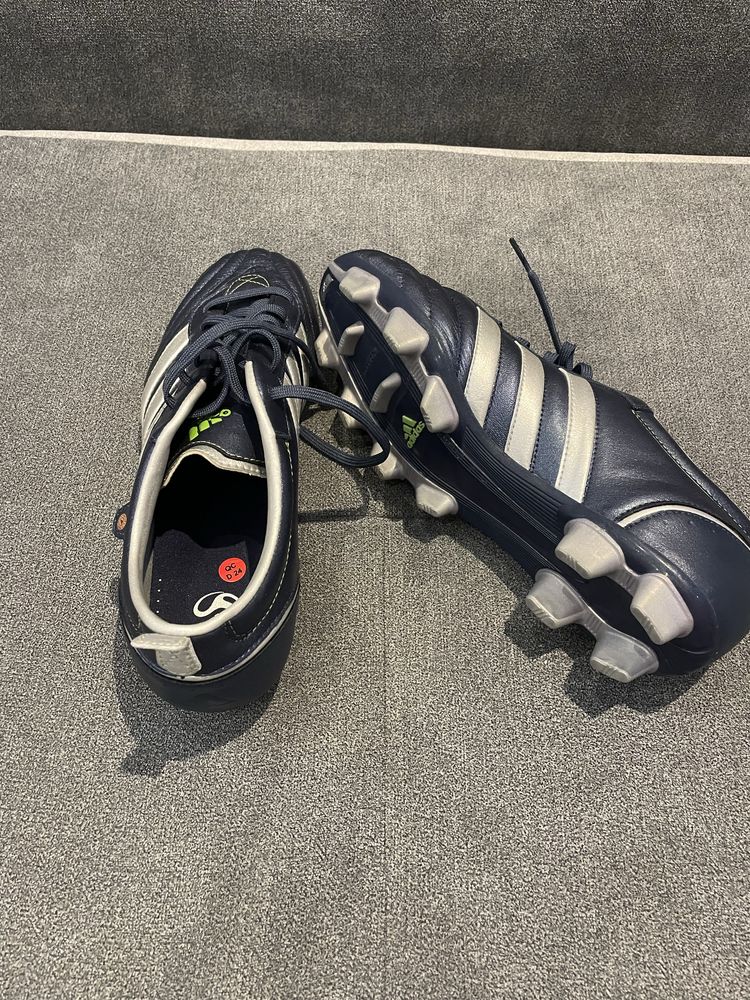 Бутонки adidas, telestar