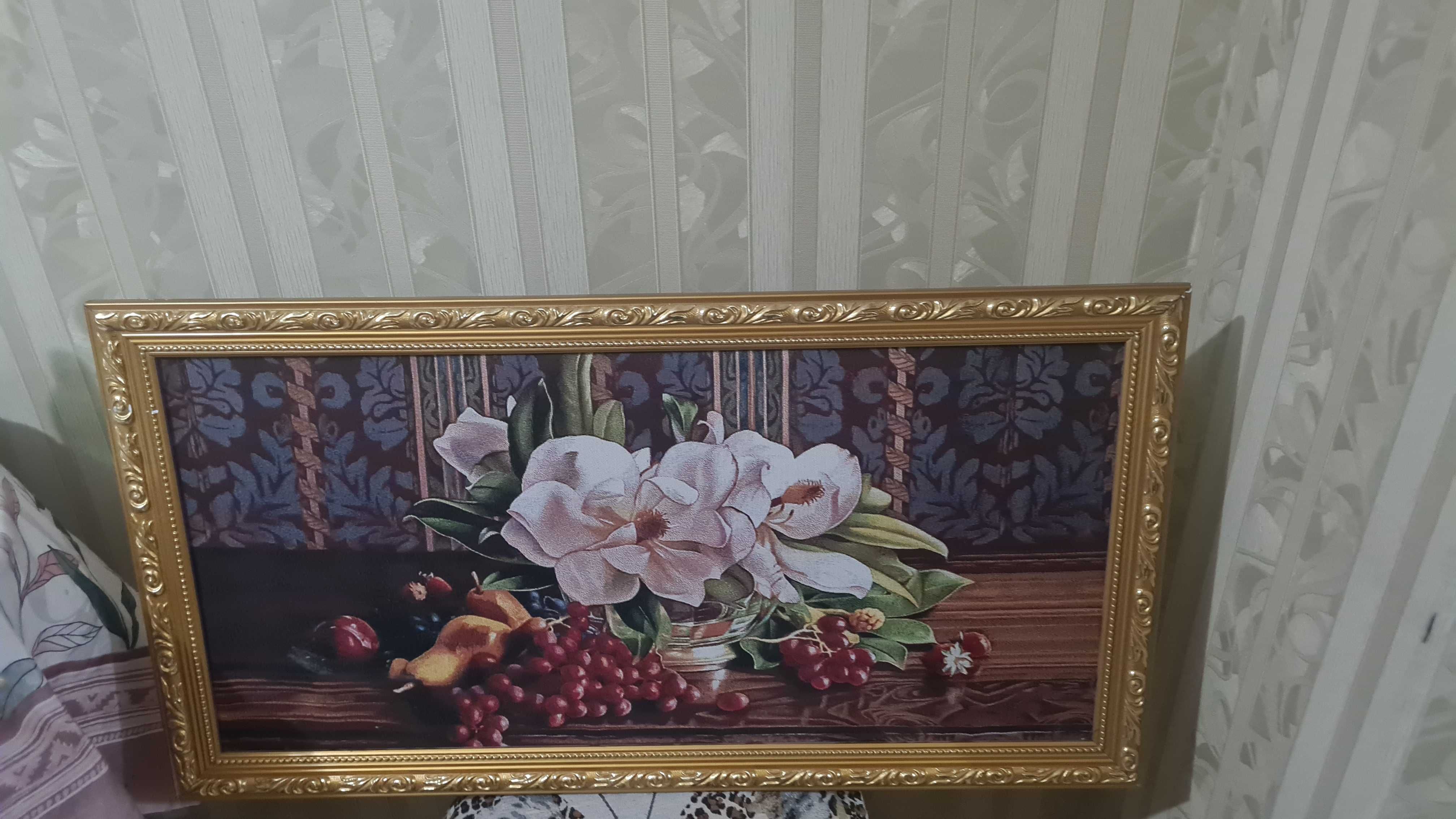 Картина гобеновая вышивка в красивой раме