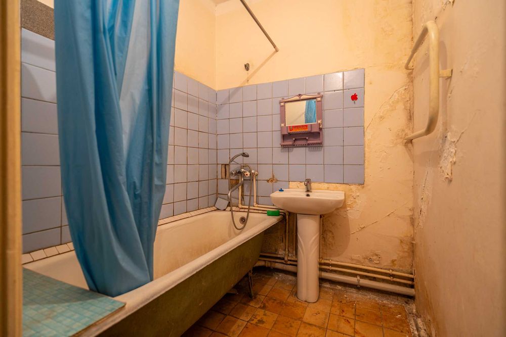 Panelniy Ohangrabo 2 Hona 1 Etaj No turarga mos kvartira sotiladi