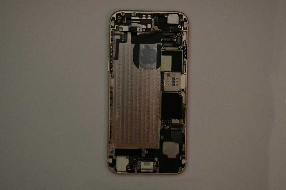 iPhone 6 и  iPhone5  за резервни части