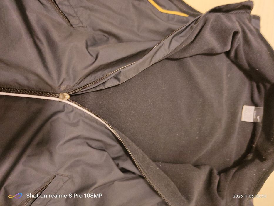 Vesta Nike M originala