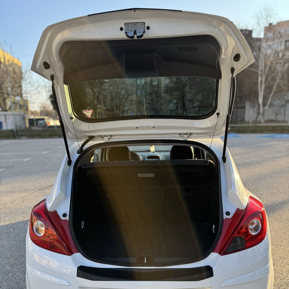 Opel Corsa 1.2 2012