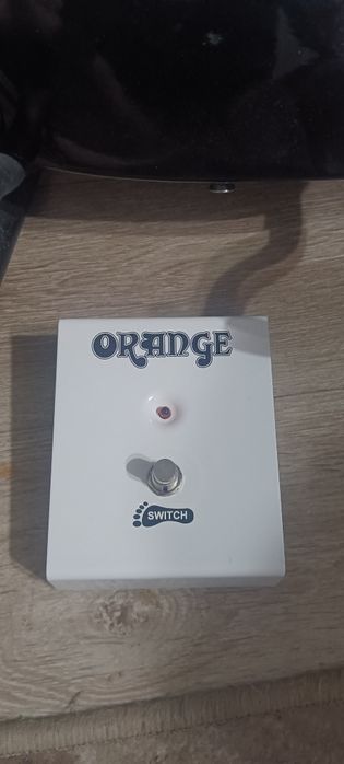 Продам Педаль Orange Amps FS-1 белый