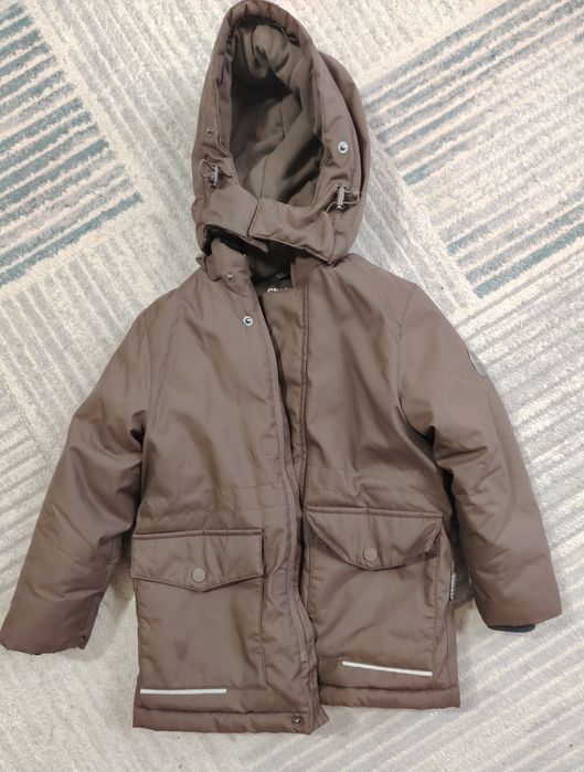 Продам замнюю куртку на маличика