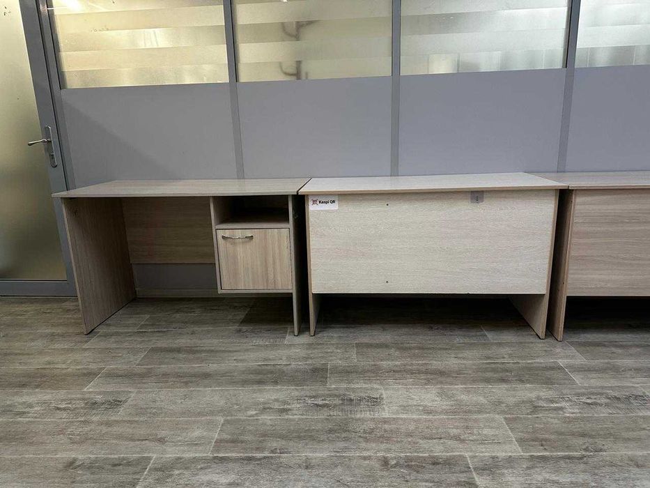 Продам офисные столы Zeta 3 шт