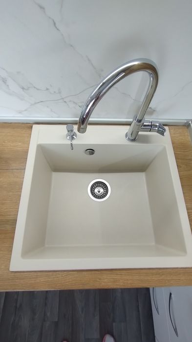 / ЗАПАЗЕНА / Гранитна Мивка Фатгранит