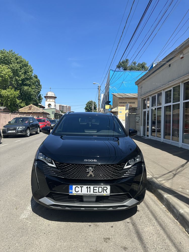 PEUGEOT 5008 GT-Line