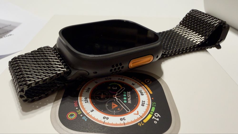 Apple Watch Ultra 2 Black Titanium