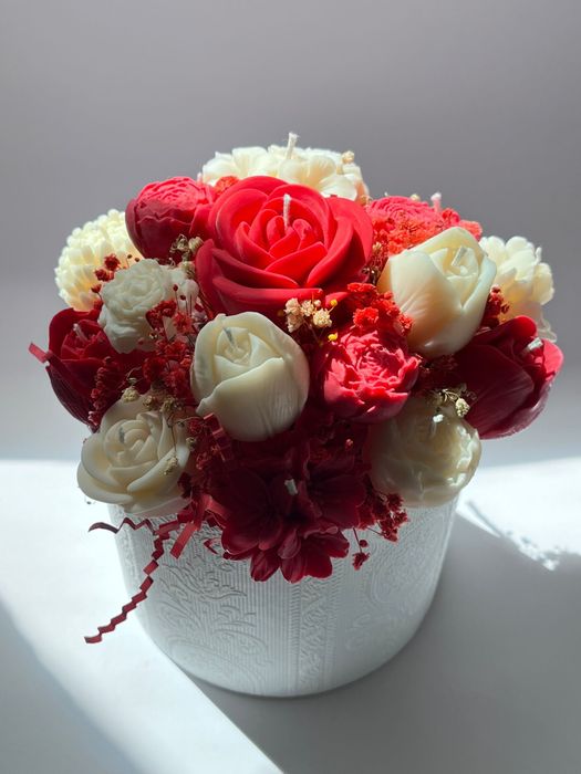 Aranjamente florale din ceara de soia